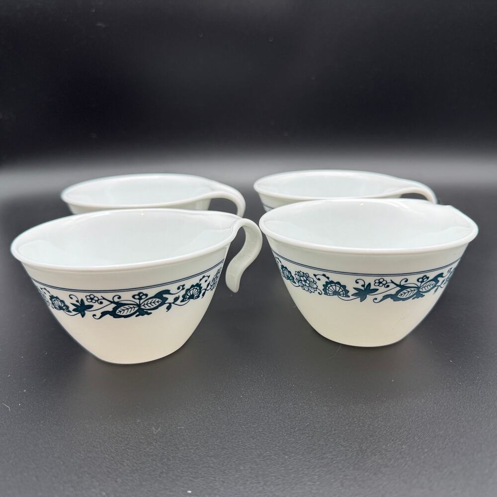 Vintage Corelle Old Town Blue Hook Handle Cups Set of 4 Corning USA